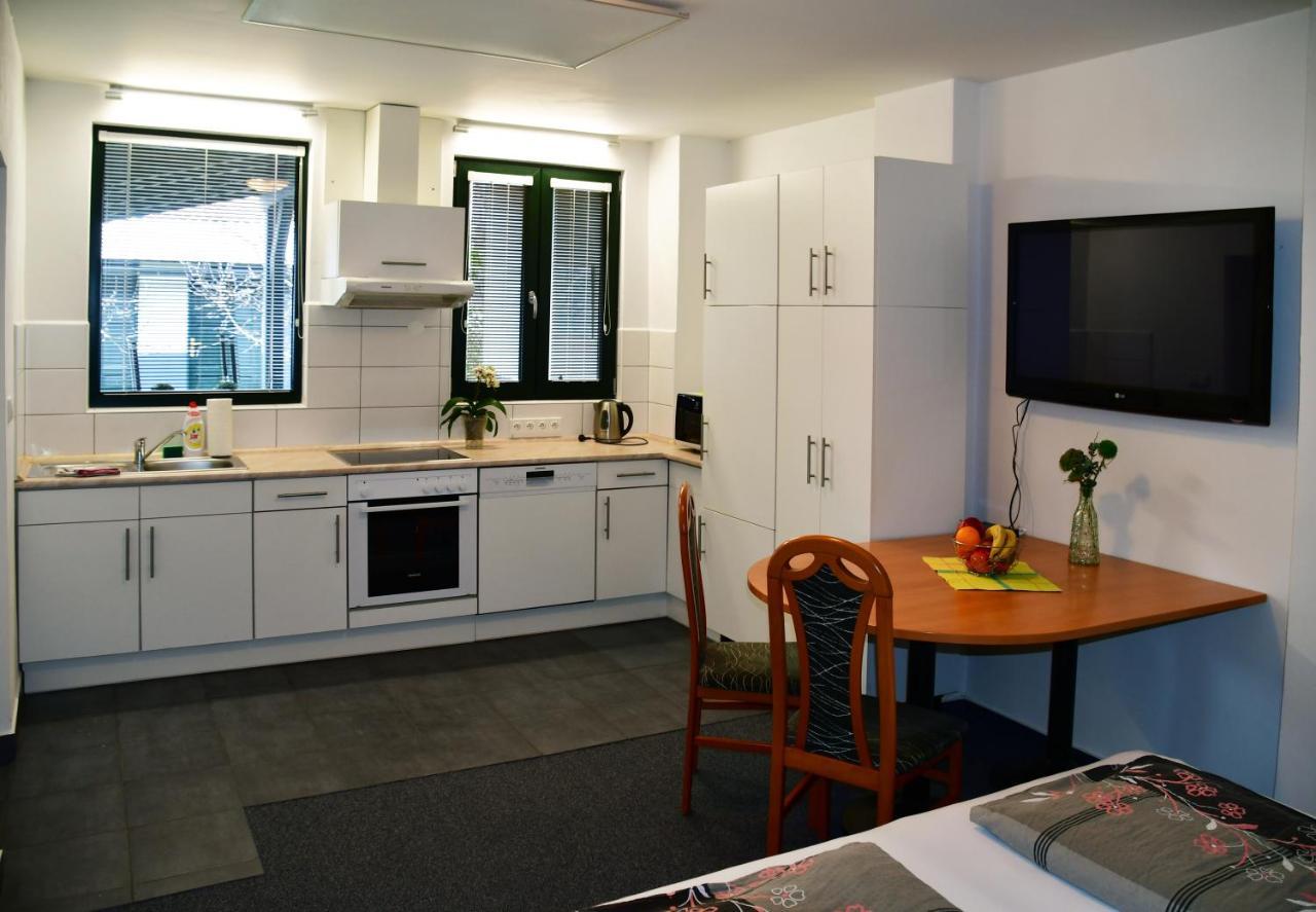 Na Utesu Apartment ยินดริคูฟราเดตส์ ภายนอก รูปภาพ