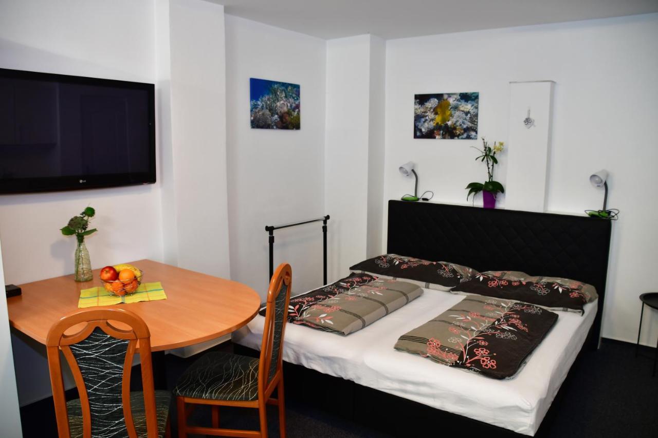 Na Utesu Apartment ยินดริคูฟราเดตส์ ภายนอก รูปภาพ