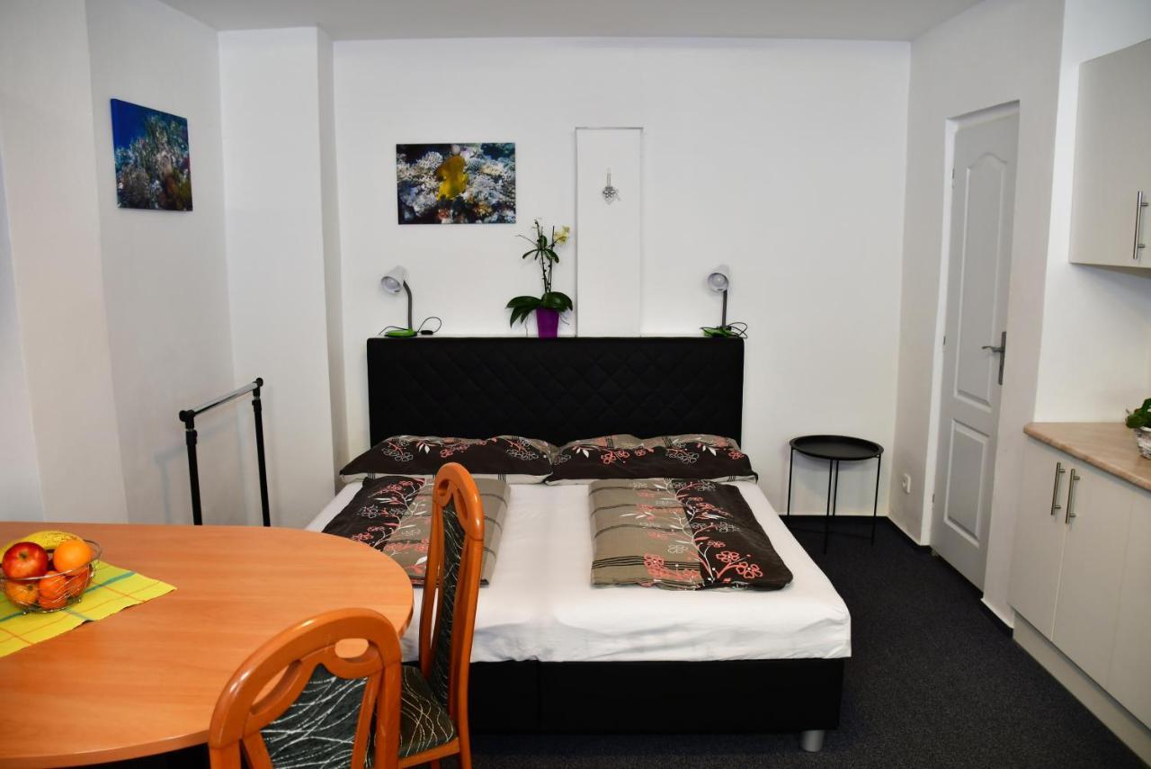 Na Utesu Apartment ยินดริคูฟราเดตส์ ภายนอก รูปภาพ