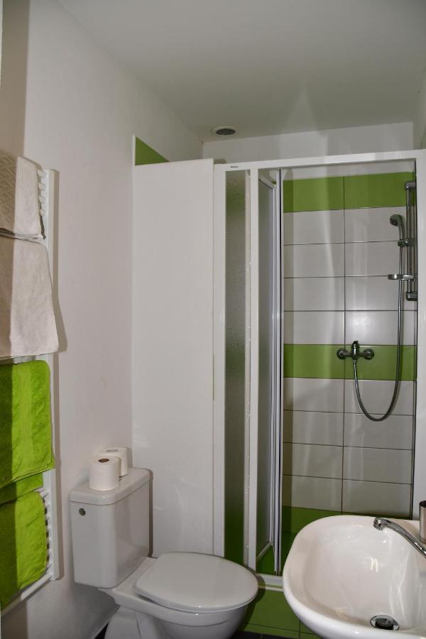 Na Utesu Apartment ยินดริคูฟราเดตส์ ภายนอก รูปภาพ