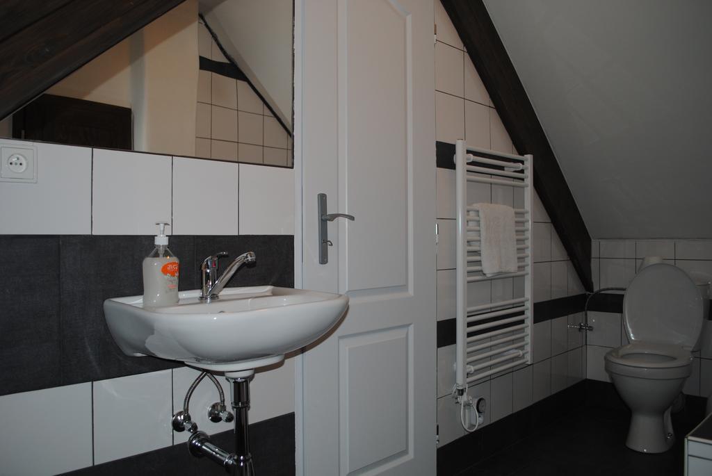 Na Utesu Apartment ยินดริคูฟราเดตส์ ภายนอก รูปภาพ