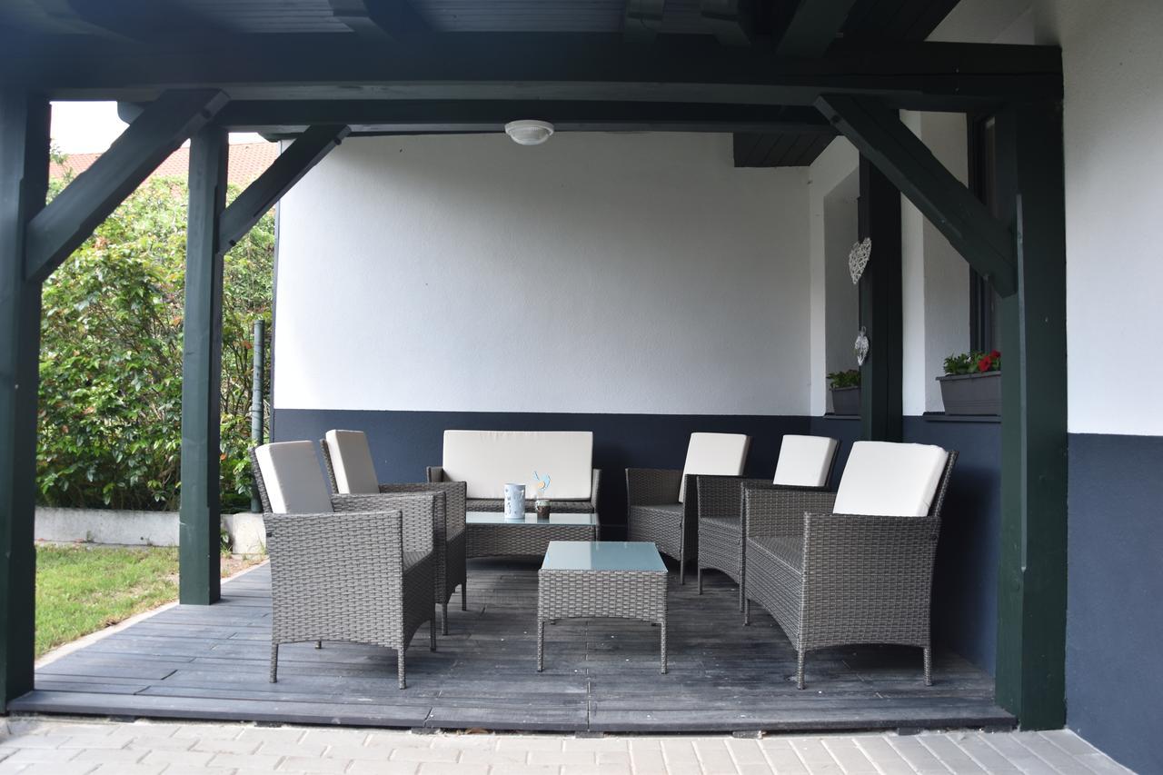 Na Utesu Apartment ยินดริคูฟราเดตส์ ภายนอก รูปภาพ